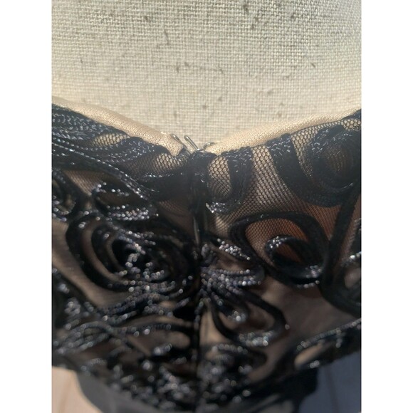 Jessica Howard Dress Women 6 Black Nude Lace Floral Cord Ruffle Sheath Formal - Picture 6 of 14